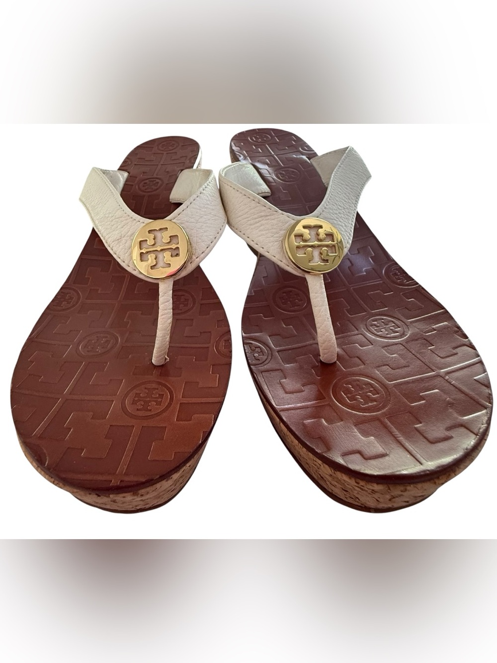 Tory Burch Thora White Wedge Sandals Size 9 Gold Logo-Excellent Condition